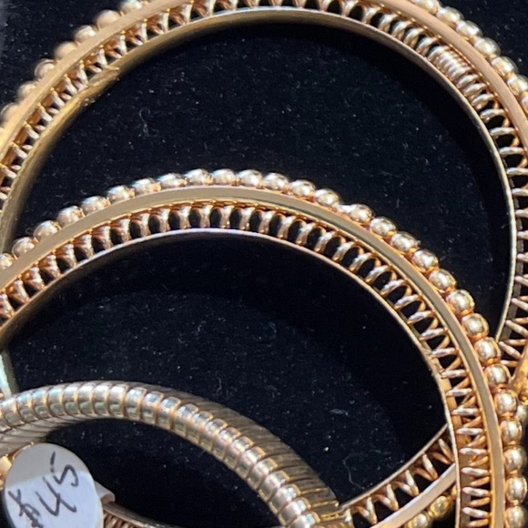 Gold Bangles x 2 - Picture 1 of 7